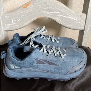 Altra Slate Blue Running Shoes Lone Peak 6